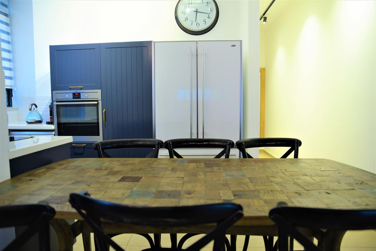 Reines5 Tlv Aparthotel Тел Авив Екстериор снимка